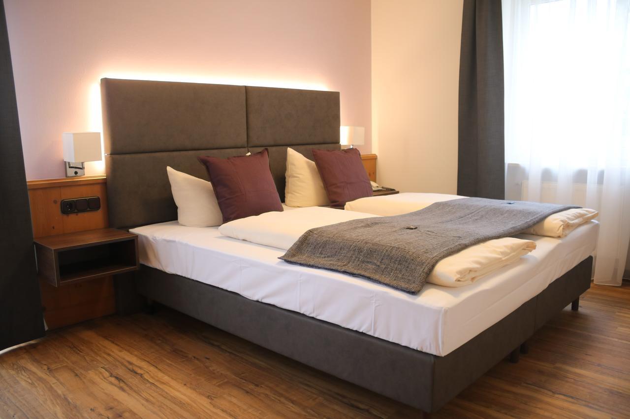 Boutique Hotel Beckenlehner Unterhaching Exterior foto